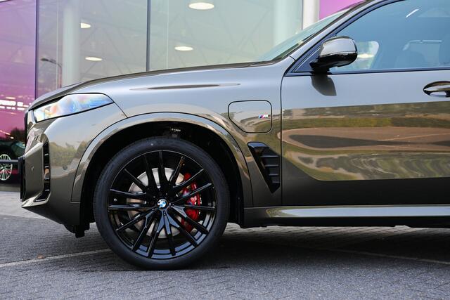 BMW X5 xDrive50e M Sport Automaat / Panoramadak Sky Lounge / Trekhaak / Massagefunctie / Soft-Close / Parking Assistant Professional / Active Steering