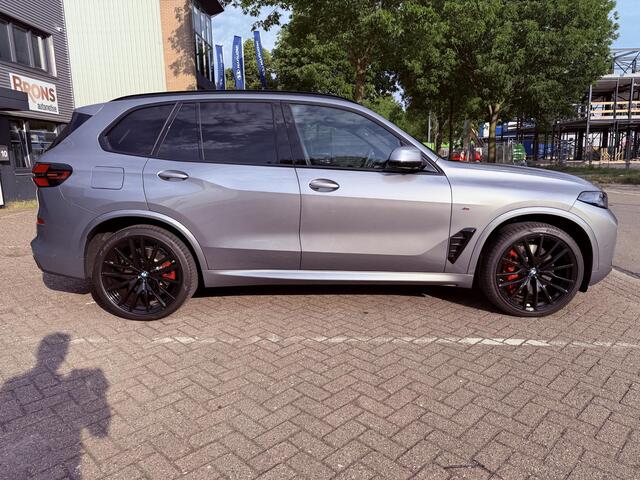 BMW X5 xDrive50e M-sport l Pano l HUD l 22INCH l Trekhaak