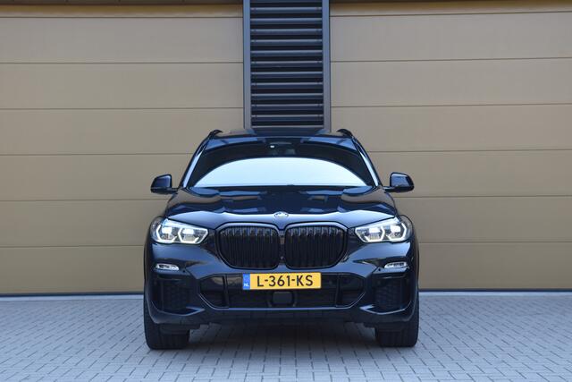 BMW X5 xDrive45e High Executive * M-Pakket * Laser * SOH 89% * Panoramadak * Comfortstoelen * Harman/Kardon * 22' Lm * 1e Eigenaar * Dealeronderhouden *