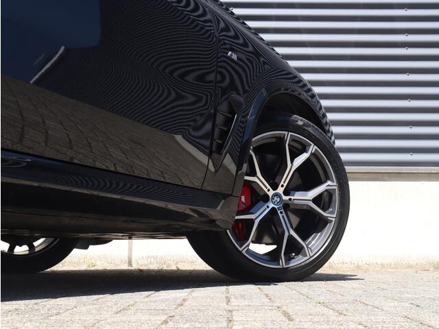 BMW X5 xDrive50e | M Sportpakket Pro | Panodak | Head-Up | Massage | Sky Lounge | Driving Assistant Prof. | Harman Kardon | Stoelventilatie | Soft Close | Parking Assistant Prof. | 21'' LM