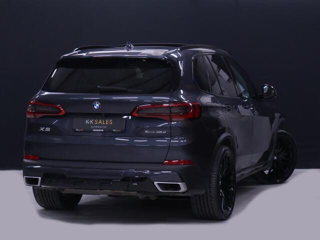 BMW X5 xDrive45e High Executive [PANORAMADAK, APPLE CARPLAY, HEAD-UP DISPLAY, ADAPTIVE CRUISE, ANDROID, TREKHAAK ELEKTRISCH, STOELVERWARMING, COMFORTSTOELEN, NIEUWSTAAT]