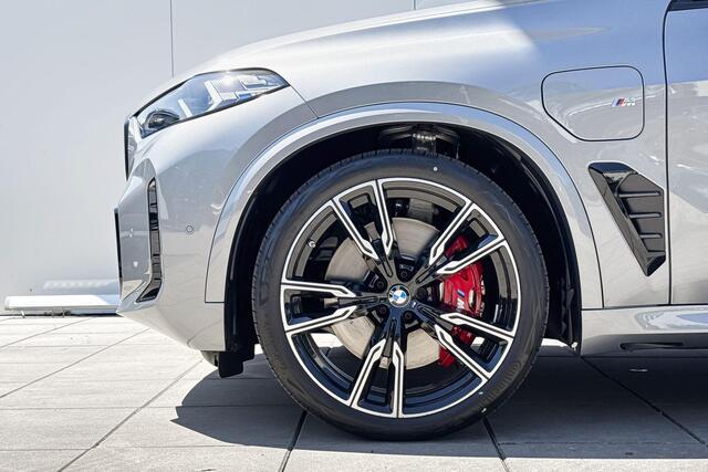 BMW X5 xDrive50e M-Sport Pro / 22 inch / Glazen schuifdak / Harman Kardon Audio / Uitgebreid lederen bekleding / Driving Assistant Prof