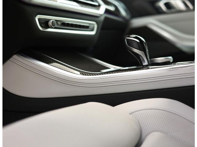 BMW X5 45e xDrive | Pano - Trekhaak - HUD