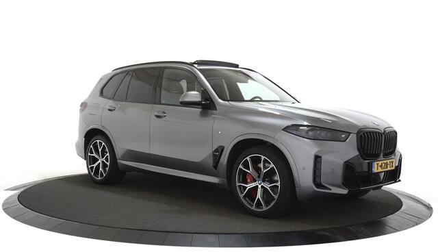 BMW X5 xDrive50e Launch Edition M-Sport Zwart Optiek Pano ACC HUD Trekhaak Luchtvering NL Auto!