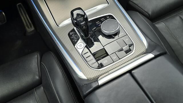 BMW X5 xDrive45e M-Sport BLACK|360|PANO|HuD|DEALEROND