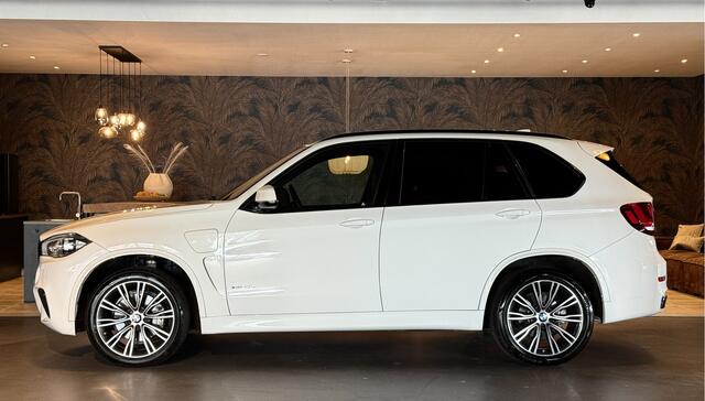 BMW X5 xDrive40e I M-Pakket I Pano I Softclose I Head-Up