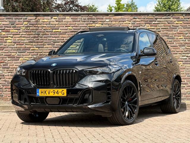 BMW X5 XDRIVE50E M-Sport Sky lounge Luchtvering Panodak 22 Inch Head Up