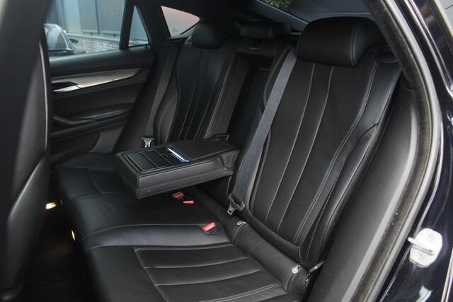 BMW X6 M 4.4 V8 | Pano | Trekhaak | Memory