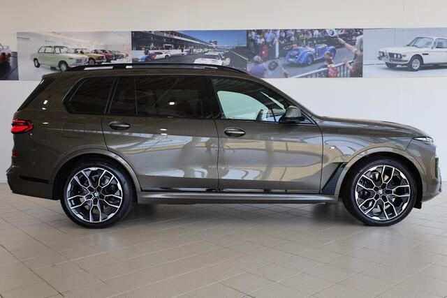 BMW X7 xDrive40i | M Sportpakket | Panoramadak | Comfort Pack | Exclusive Pack | Harman Kardon | Driving & Parking Assistant Professional | Soft-Close | Sky Lounge | Trekhaak