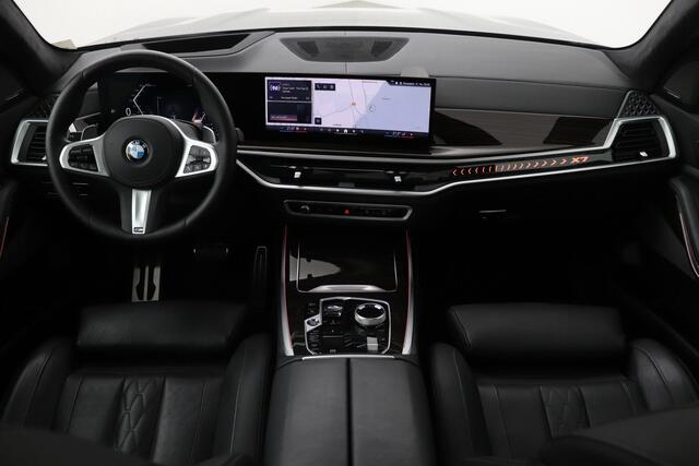 BMW X7 xDrive40i | Head-Up | Panoramadak | harman/kardon | 22 Inch | Trekhaak | 360° Camera