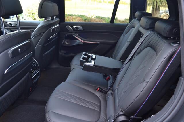 BMW X7 XDRIVE40D M-Sport Pro / Vol