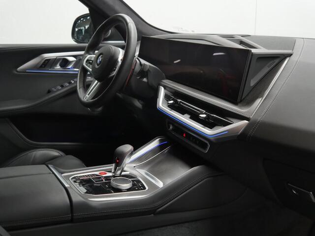BMW XM 50e | 23" | Individual leder | Bowers & Wilkins | Trekhaak | Stoelver. + ventilatie + massage | Soft close