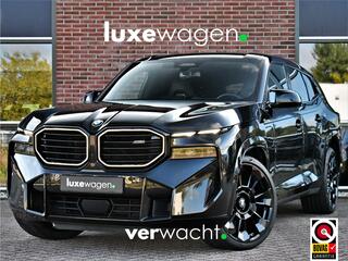 bmw-xm-v8-650pk-30kwh-trekh-23inch-