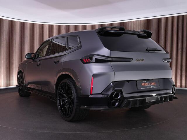 BMW XM PHEV 30 kWh |M-sport|Carbon pakket|Concaver wheels|sportuitlaat|achterasbesturing|soft-close|Harman & Kardon|iconic glow|HUD|massage|memory|360 camera|Apple Carplay|