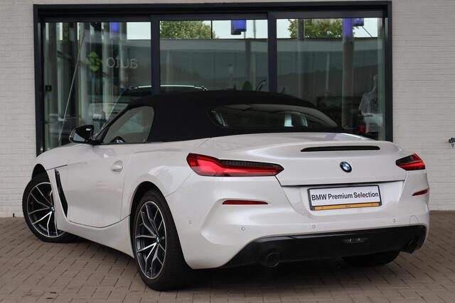 BMW Z4 Roadster sDrive20i High Executive