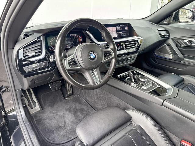 BMW Z4 Roadster sDrive20i High Executive M-Sport 19 Inch / Stuurwielrand verwarming / Comfort Acces / Stoel Verwarming / Adaptieve Led Koplampen / Harman Kardon