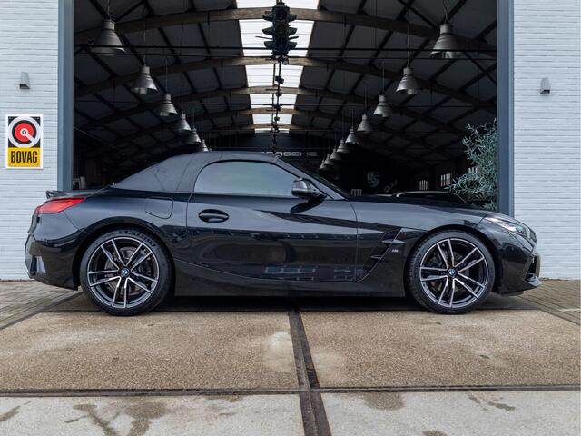 BMW Z4 Roadster sDrive20i High Executive 320pk *HUD | 19" | Keyless | Blindspot | Stuur- & Stoelverwarming | Camera | Sportstoelen Leder*
