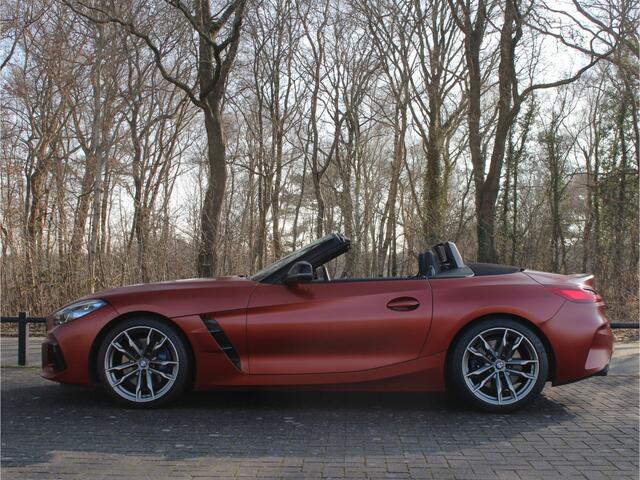 BMW Z4 Roadster M40i First Edition Frozen Orange