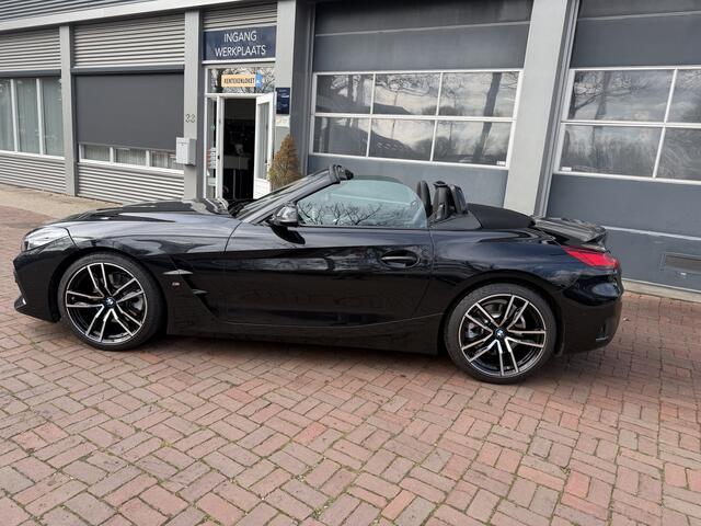 BMW Z4 Roadster sDrive30i High Executive Winterpakket Leder Camera 10-2022 36.275 KM