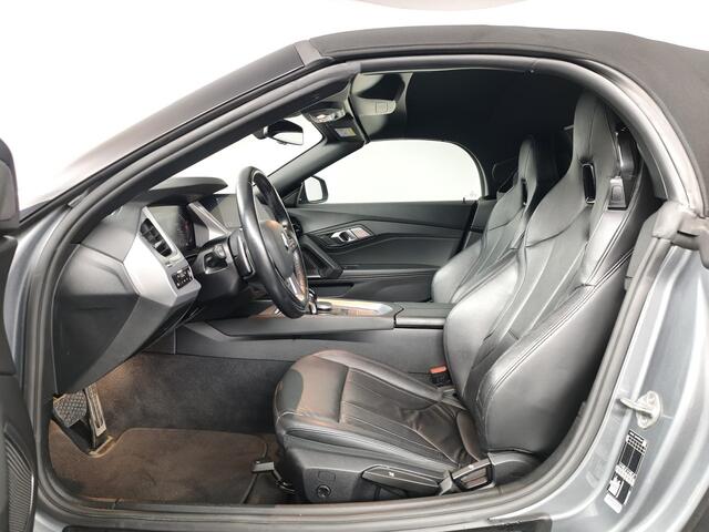 BMW Z4 Roadster sDrive20i Business Edition Plus | Achteruitrijcamera | Navigatie | Leder | Stoelverwarming |