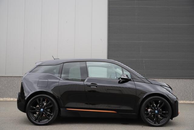 BMW i3 S 120Ah 42 kWh RoadStyle/Adaptive/H-Kardon/Leder/Car-eye 2.0/W-pomp/3-fase