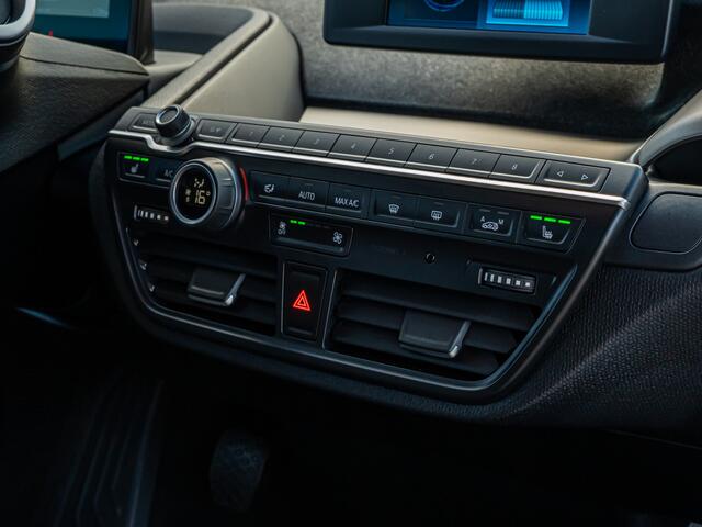 BMW i3 Basis 120Ah 42 kWh ORG NL WARMTEPOMP LED STOELVERW 19 INCH CRUISE PDC