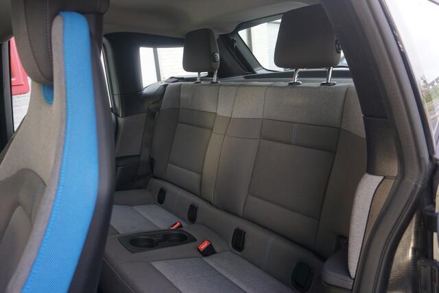 BMW i3 Executive 120Ah | Stoelverwarming | Camera |
