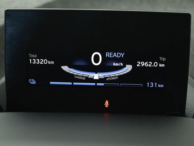 BMW i3 Executive Edition 120Ah 42 kWh | Panoramadak | Stoelverwarming | Parkeerhulp | Nederlandse Auto | NAP |