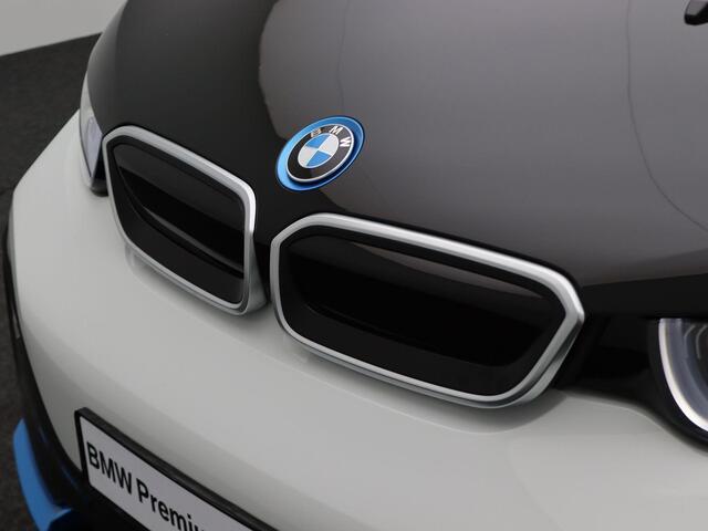 BMW i3 S Executive | Comfort Access | Achteruitrijcamera | Schuifdak | Navigatie Professional | 20''