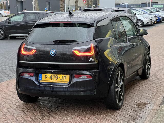 BMW i3 Business Edition Plus 120Ah 42 kWh | SOH 91.2% | Schuifkanteldak | Leder | Adaptieve Cruise Control | Stoelverwarming