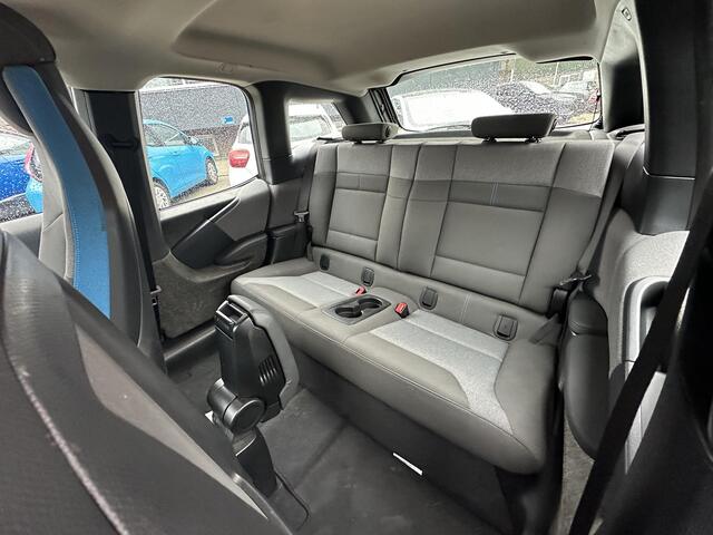 BMW i3 Basis 120Ah 42 kWh SOH 100% | 3-FASE LADER | WARMTEPOMP | ORIGINEEL NL AUTO MET NAP | DEALER ONDERHOUDEN | STOELVERWARMING | CAMERA | 12 MND BOVAG GARANTIE