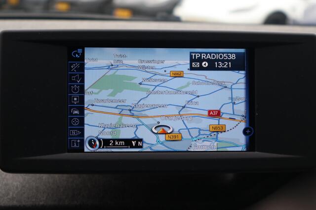 BMW i3 Basis iPerformance 94Ah 33 kWh 89,6% SOH, Climate control, Navigatie, Camera, Stoelverwarming, Auto wordt op dit moment gereinigd.