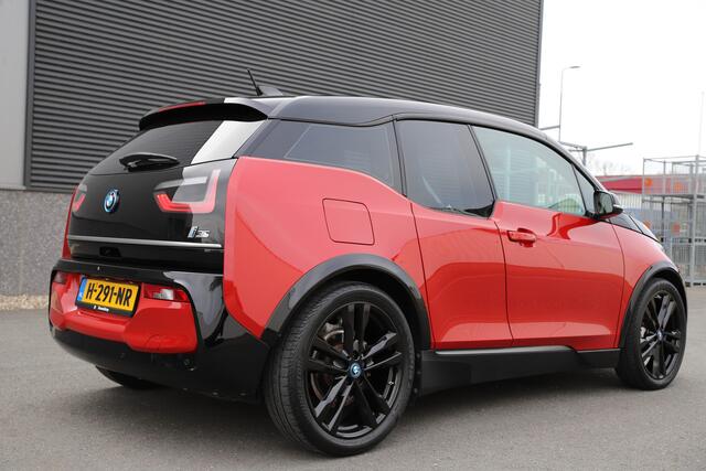 BMW i3 S 184pk Executive 120Ah 42 kWh*Melbourne Red*/Adaptive/W-pomp/Camera/3-fase/20"