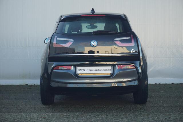 BMW i3 Executive Edition 120Ah 42 kWh | Comfort pakket / Achteruitrijcamera / Stoelverwarming / Parkeersensor voor & achter