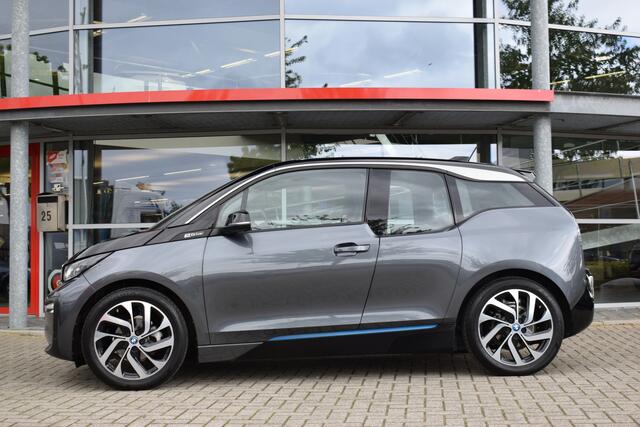BMW i3 S 94Ah 33 kWh | Cruise Control | Climate Control | Navigatie | Camera + Sensoren Voor/ Achter |