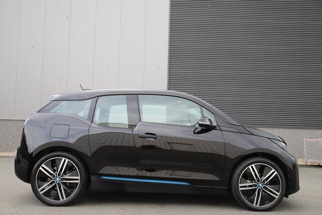 BMW i3 Executive 120Ah 42 kWh/NaviPro/Carplay/W-pomp/Camera/3-fase/20"