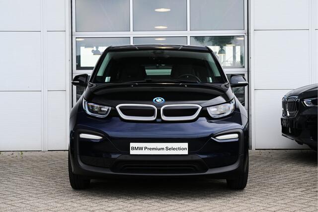 BMW i3 Executive / Schuif-kanteldak / Comfort Access / Achteruitrijcamera / Adaptive Cruise Control / Stoelverwarming