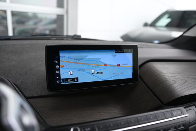 BMW i3 Executive / Schuif-kanteldak / Comfort Access / Achteruitrijcamera / Adaptive Cruise Control / Stoelverwarming