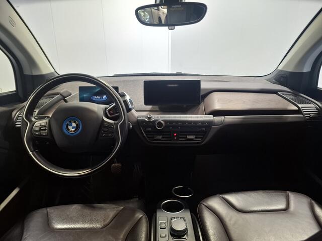 BMW i3 S 120Ah 42 kWh RoadStyle Edition | Navigatie | Lichtmetalen Velgen 20" | Voorstoelen Verwarmd | Cruise Control | PDC Achter | Lederen Bekleding | Airco