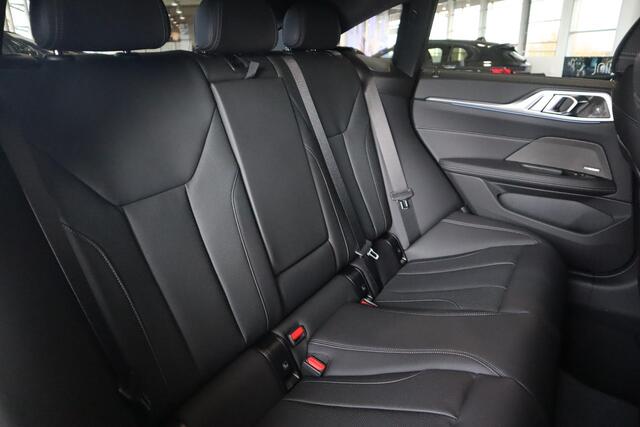 BMW i4 eDrive35 M Sport Edition | M Sportpakket | Innovation Pack | Comfort Pack