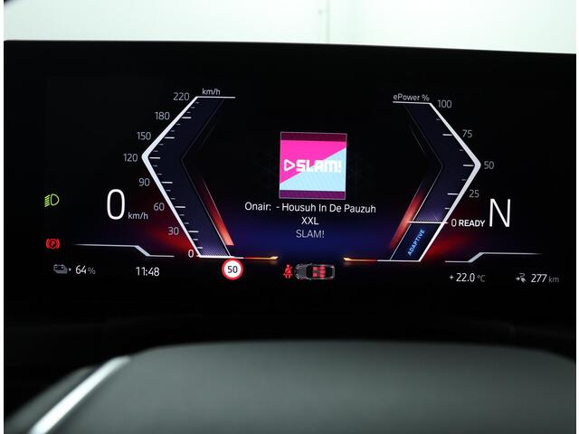 BMW i4 eDrive40 84 kWh Trekhaak Elektrisch | Camera | Parkeersensoren voor en achter | Stoelverwarming | Harman Kardon | M Hemelbekleding Anthrazit