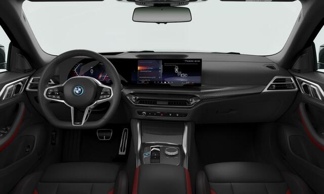 BMW i4 eDrive40 M Sport Edition 84 kWh | 19 Inch | M-Sportpakket Pro | Innovation Pack | Comfort Pack | Panoramadak