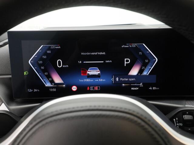 BMW i4 eDrive40 M Sport Edition 84 kWh | SCHUIFDAK | ADAPTIVE | KEYLESS | HUD | STOELVERW.