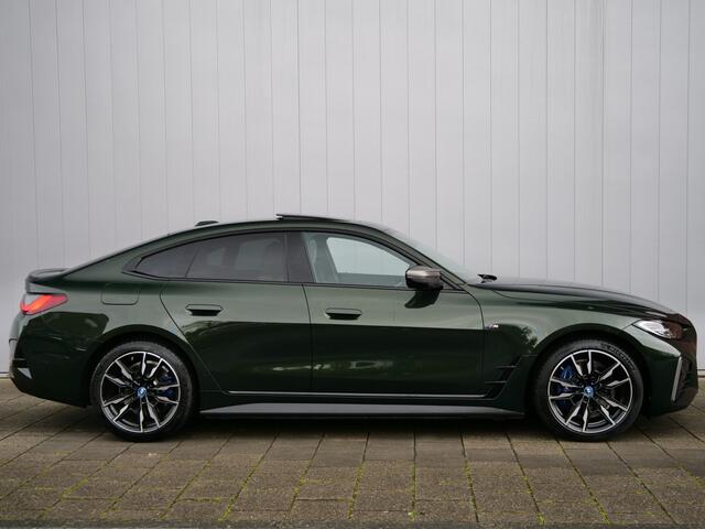 BMW i4 M50 High Executive 84 kWh 544 Pk Automaat Schuifdak / Head-up / Trekhaak / Leer