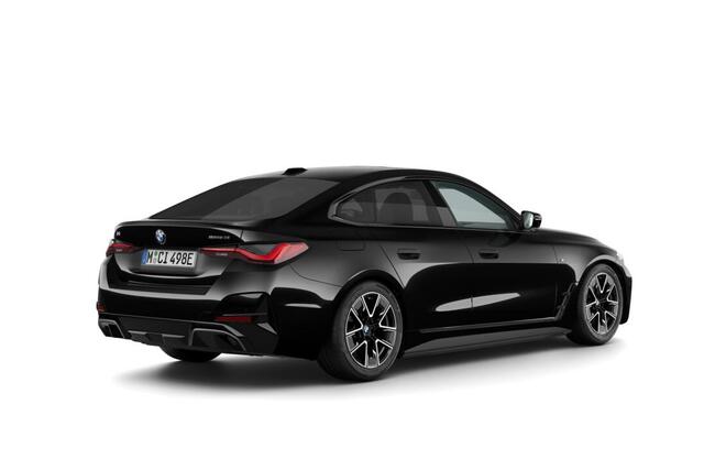BMW i4 eDrive35 M Sport Edition 70 kWh | M Sportpakket | Innovation Pack | Comfort Pack