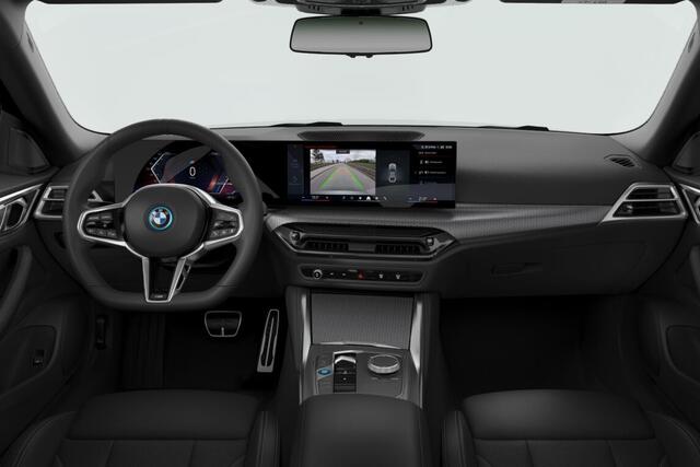 BMW i4 eDrive40 M Sport Edition | Comfort Pack | Trekhaak | Showroomvoordeel