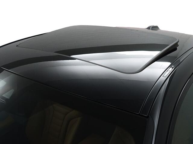 BMW i4 M50 High Executive 84 kWh- Performance Seats, Laser Light, Schuifdak, Head Up, Sfeerverlichting