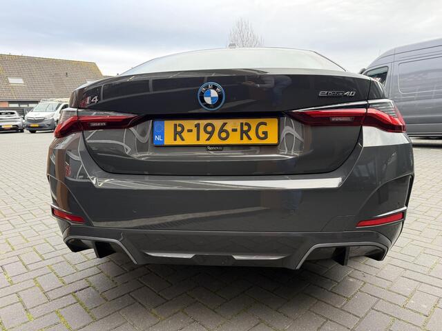 BMW i4 eDrive40 84 kWh | M-Pakket | Schuifdak | Dravitgrau metallic | NL-Auto |