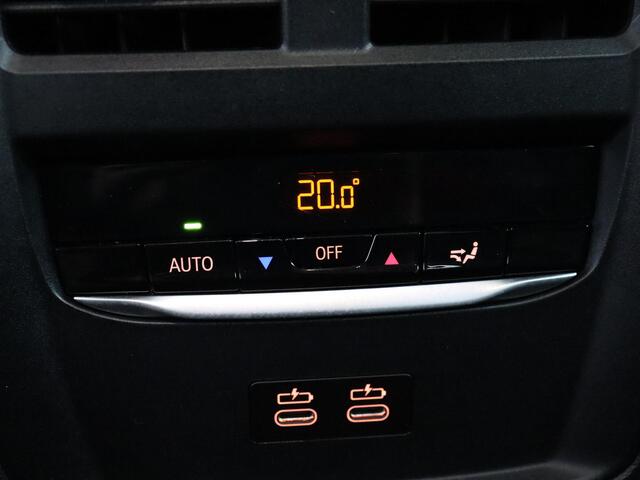 BMW i4 High Executive M-Sport | SoH 95,3% | ACC | Trekhaak | Elektrisch Panoramadak!