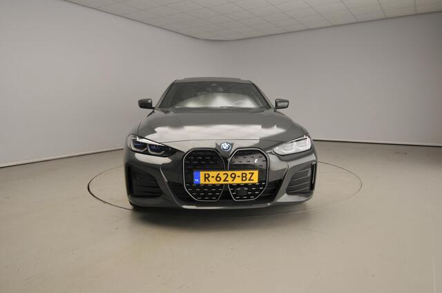 BMW i4 eDrive40 High Executive 84 kWh SoH 93,1% | M Sport | Laser | Schuifdak | Harman/Kardon | Leder